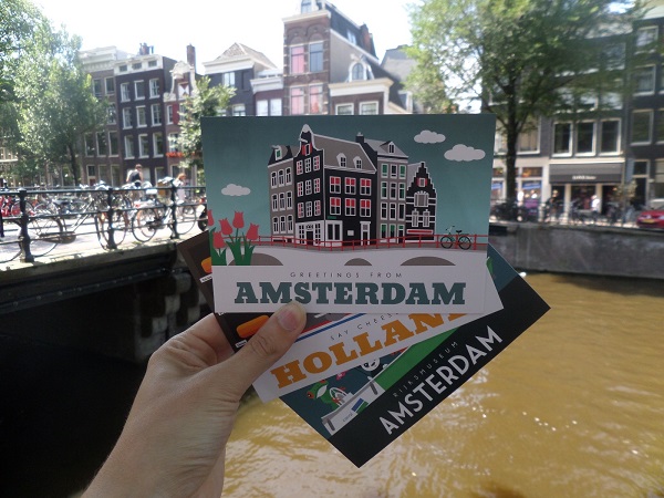 Выиграй открытки из Амстердама!
