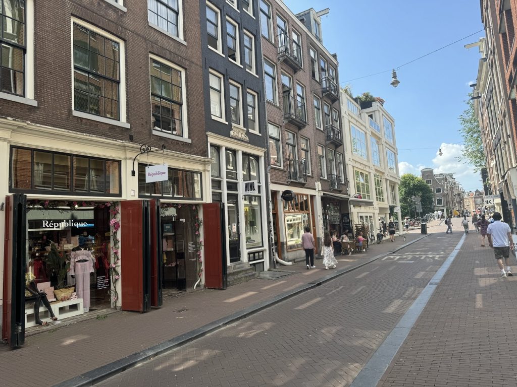 De Negen straatjes в Амстердаме