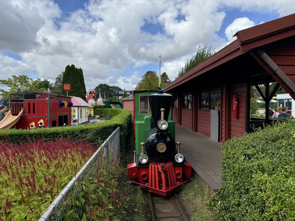 Linnaueshof детский парк развлечений в Нидерландах