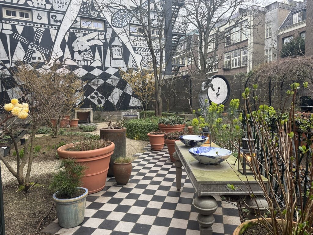 Отель Andaz Amsterdam Prinsengracht, Марсел Вандерс